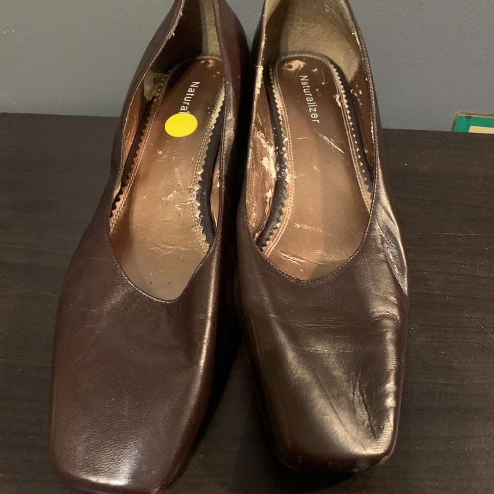 Naturalizer Brown Leather Heels